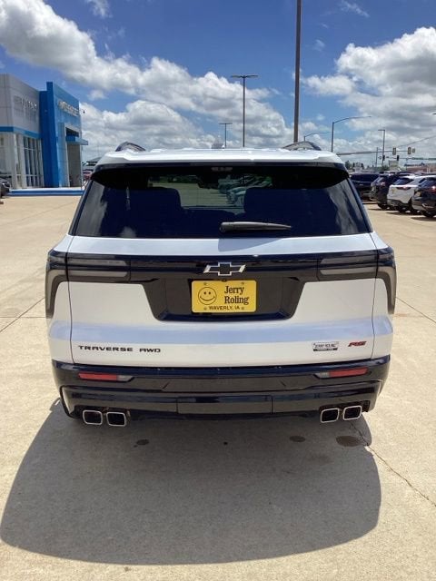 2024 Chevrolet Traverse — detail view